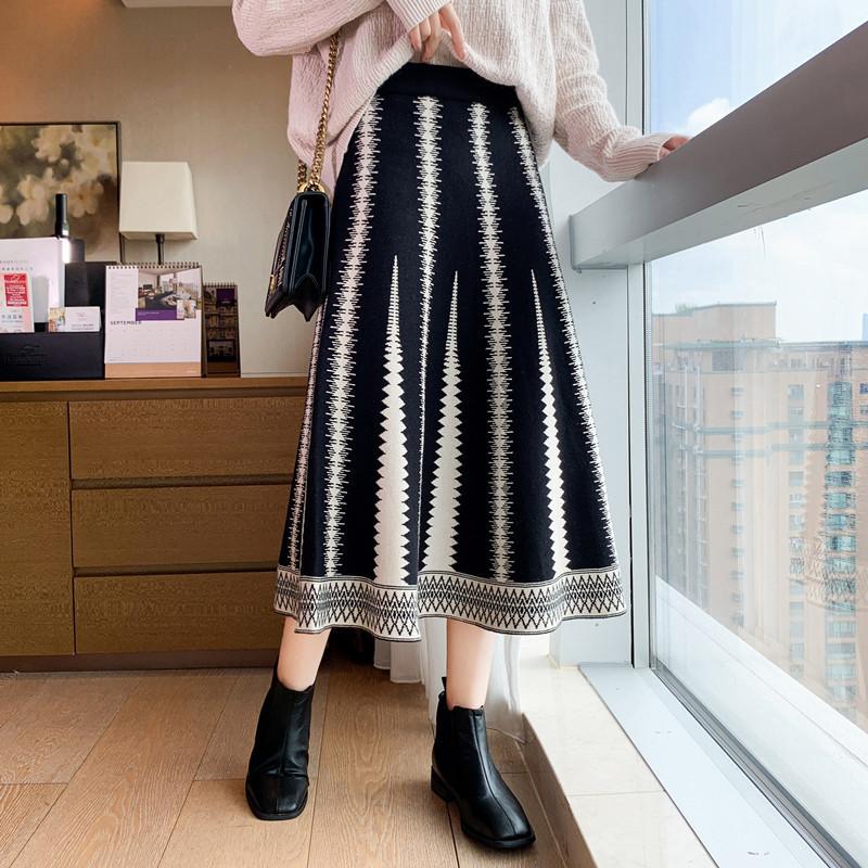 Black and White Striped Knitted Midi Skirt for Women Autumn and Winter A-line Mid Length Skirt