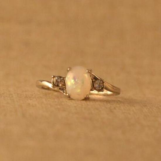 

Женское кольцо из сплава опала и бриллиантов с европейским и американским платиновым покрытием Size 7 белый