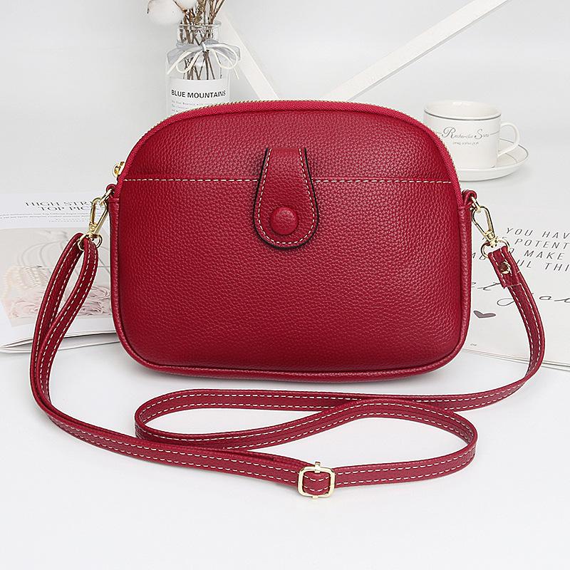 Women's Fashionable Shoulder & Messenger Bags: Trendy, High-End, and Versatile Small Square Designs