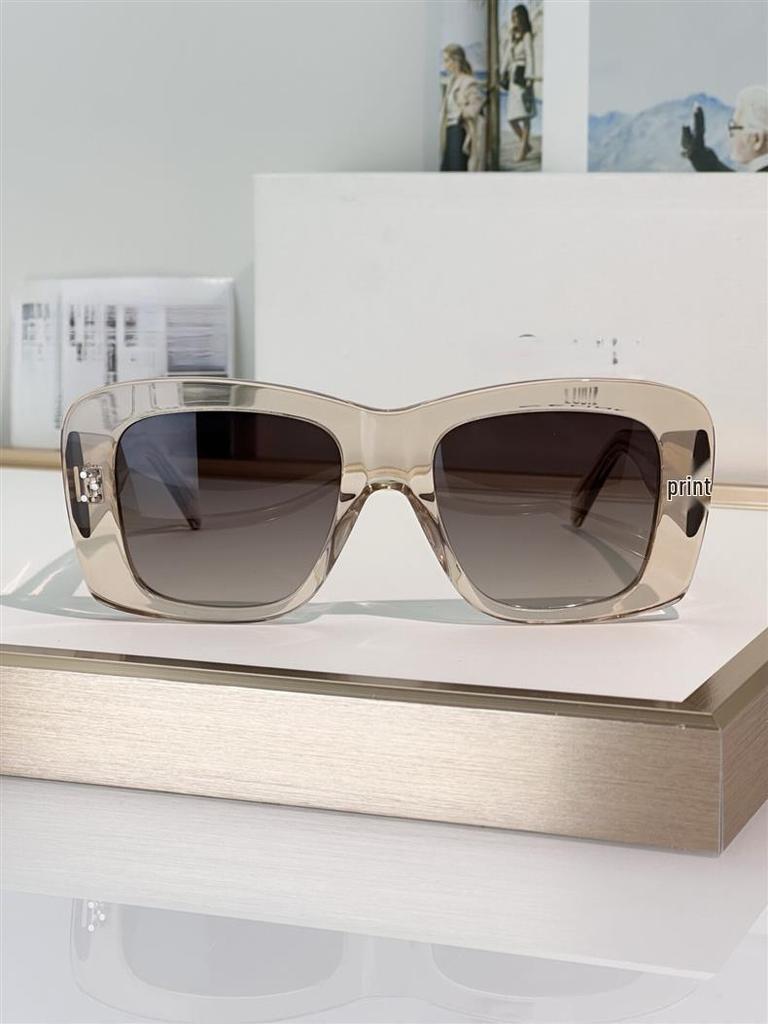 Women's Fashion Large Frame Acetate Sunglasses with UV Protection - Model CL40321