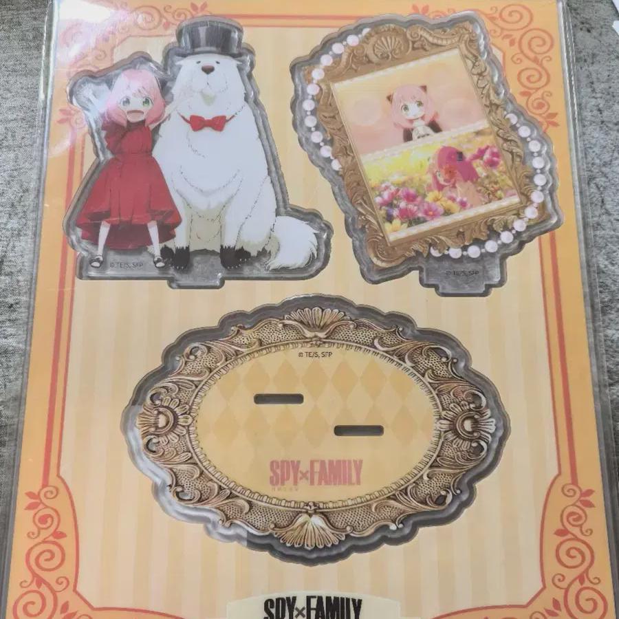 

Семья шпионов Акриловая подставка