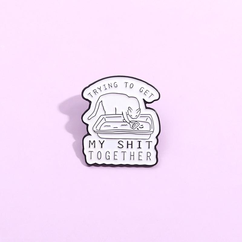 Niedliches tierförmiges Metallabzeichen-Set mit lustigen englischen Buchstaben