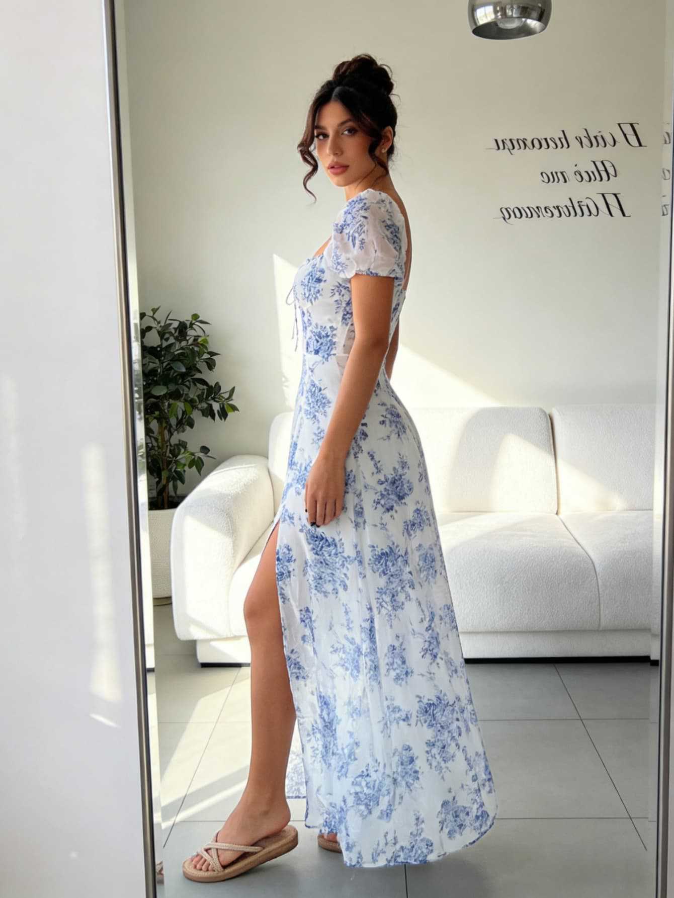 

French retro blue and white floral dress women s summer new waist and thin long dress seaside vacation elegant skirt XS