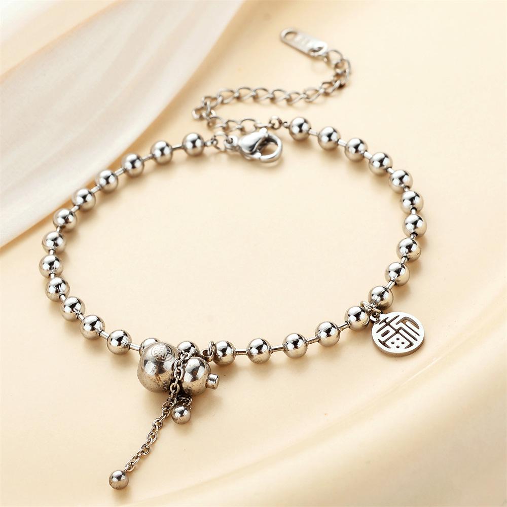 Korean Titanium Steel Four-Leaf Clover Bracelet - Women's Fashion, Versatile & Non-Fading Jewelry