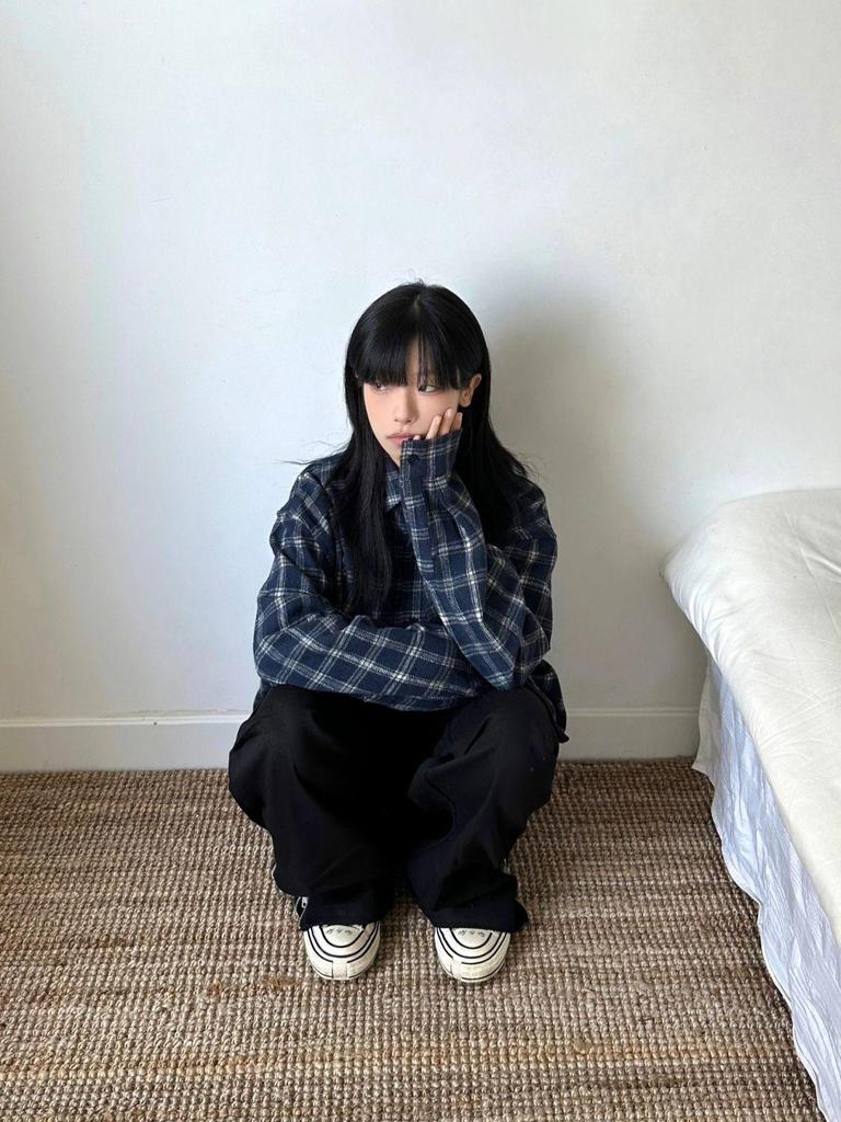 Women's Retro Plaid Wool Coat - Loose Fit, Long-Sleeved Design for Couples