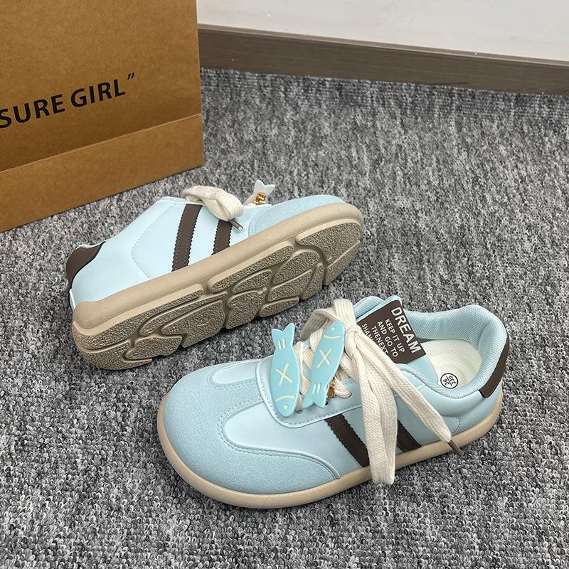 

Little white shoes women s 2025 popular summer platform versatile chic niche design platform trend casual retro board shoes 40 озеро синий