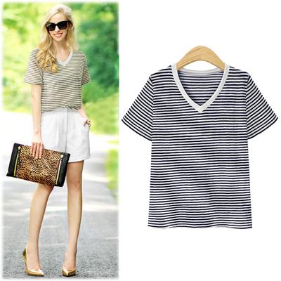 Short-sleeved T-shirt for Women 200 Catties Summer New Large-size Base Shirt Korean Loose Striped T-shirt V-neck Half-sleeved Top