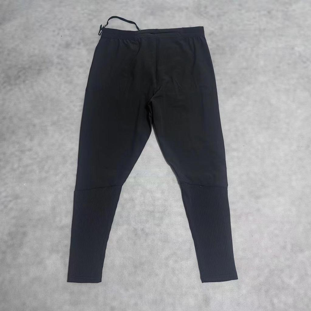 Herren Trendy Schnelltrocknende Gerippte Fitnesshose - Vielseitig, Atmungsaktiv, Lockerer Schnitt für den Sommer