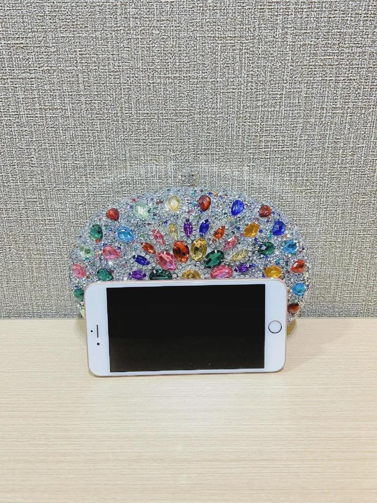 Europäische und amerikanische Retro-Clutch mit Diamanten: Elegante Prinzessinnen-Handtasche für Bar, KTV-Party oder Abendessen.