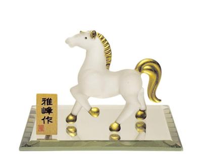 Kompakt 2026 Zodiakfigur, Häst, Nyårsdekoration, Lycka, Guldglaserat glas, Vit, Lycka, Häst, av Gaho