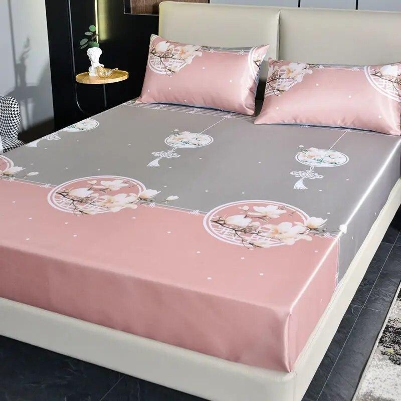 Home Luxury Mattress Cover Three-piece Double Household Bedspread Non-slip Washable Queen Size Bed Cover with Pillowcases