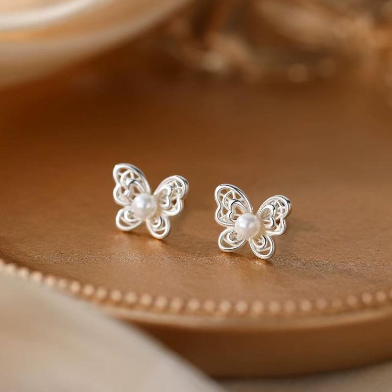 Butterfly Stud Earrings - Niche Earrings with An Elegant Touch for Women's Jewelry.