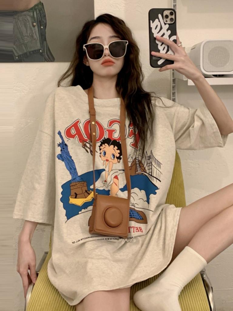 Vintage American Style T Shirt For Women With Cotton Material And Cartoon Print For Summer Casual Wear