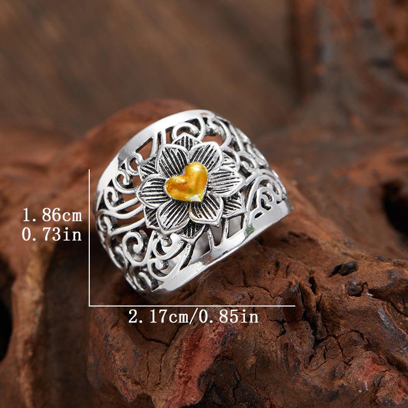 Love Hollow Wide-sided Pattern Ring for Women, New Fashion European and American Luxury Retro Ring Gift