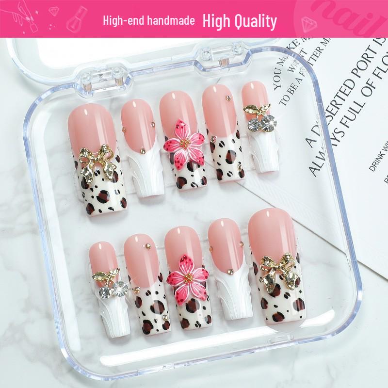 

Exquisite 3D Bow Rhinestone Press-On French Nails Medium