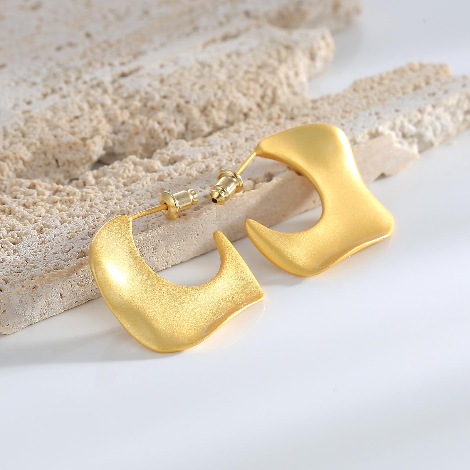 European and American personalized brushed earrings jewelry for the same earrings