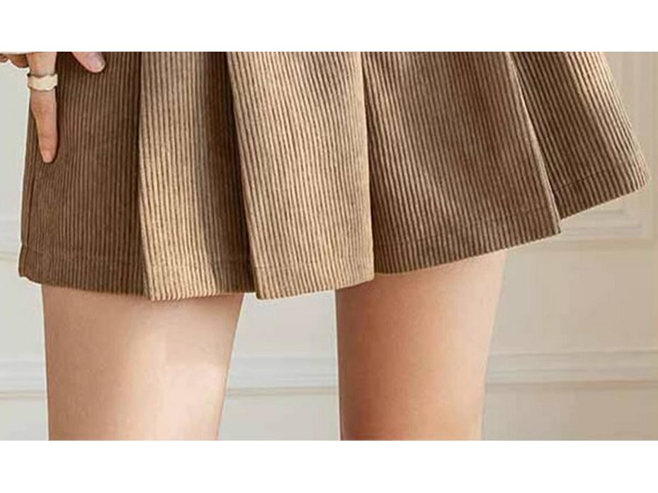 Women's High Waist Khaki Corduroy A-Line Pleated Skort for Autumn/Winter