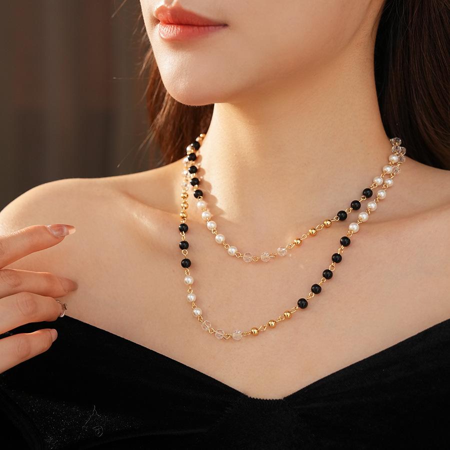 Cute bear pendant necklace niche fashion design sweater chain high sense versatile temperament jewelry accessories