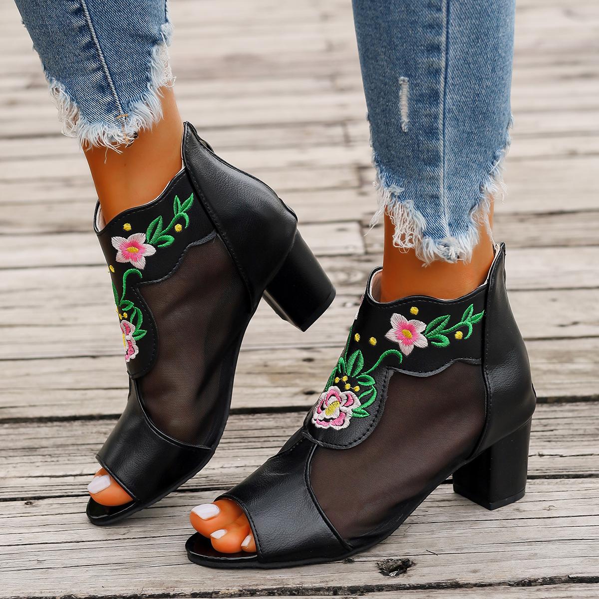 

Модные женские ботильоны с вышитыми цветами 2024 года, летние дышащие сетчатые классные ботильоны, женские сексуальные босоножки на толстом высоком каблуке с открытым носком 41 чёрный