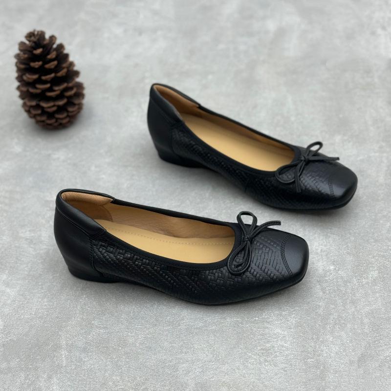 

29.80 Туфли-лодочки с квадратным носком, плетеные, для женщин, увеличивающие рост, с мелким вырезом и из мягкой кожи 35 чёрный