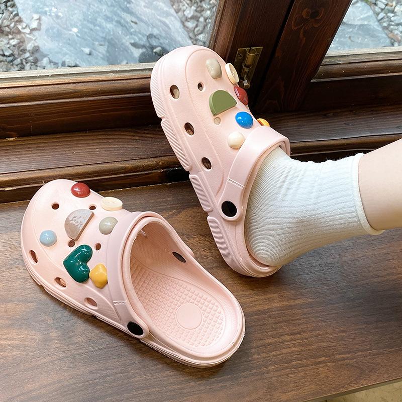 New fashionable and cute platform slippers women's summer couple non-slip beach outer hole shoes