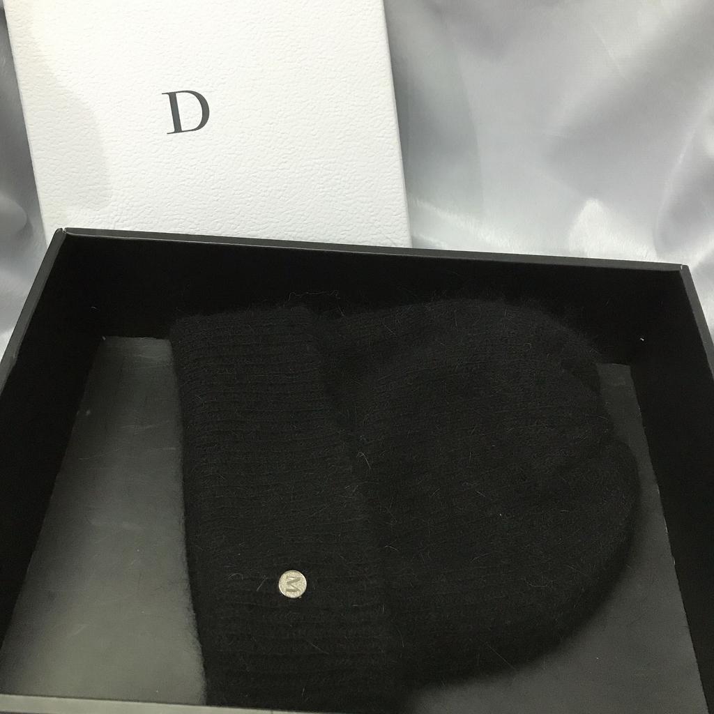Russian Winter Warm Rabbit Hair Knitted Hat Celebrity Light Luxury Small Diamond Double Fold Wool Hat Women'S Outdoor Windproof