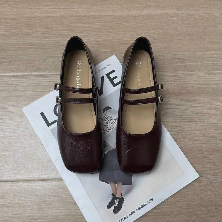 Korean Style Round Toe Flat Heel Women's Shoes for Spring/Autumn - Versatile and Casual