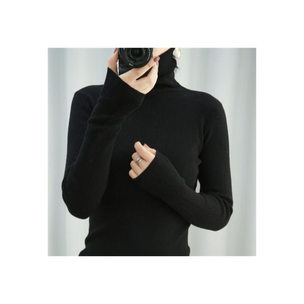 A New Large-sized Women's Sweater for Autumn and Winter, Featuring A High-neck Base Layer and Long-sleeved Knitted Sweater