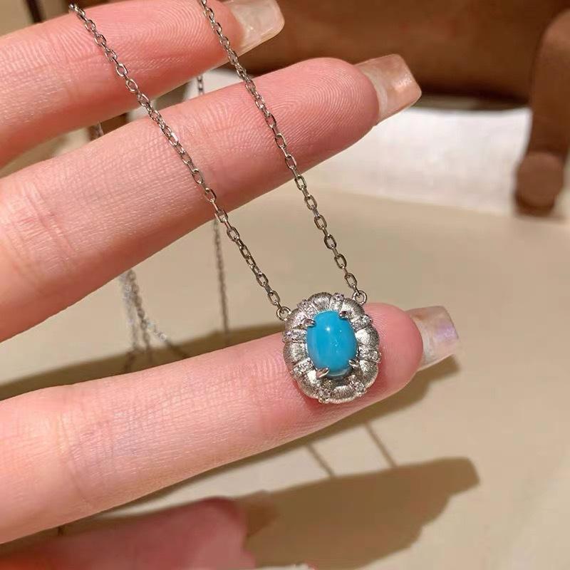 Brushed Oval Turquoise Necklace Female Niche Design High-End Light Luxury Cold Collarbone Chain