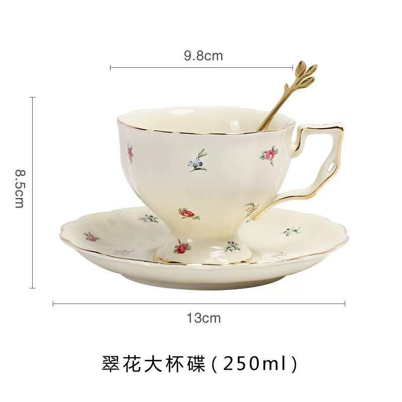 250ML Design Luxueux Sens du Haut de Gamme Tasses à Café Françaises Niche Exquis Ensemble Fait Main Ensemble Tasse et Soucoupe Européens Boîte Cadeau