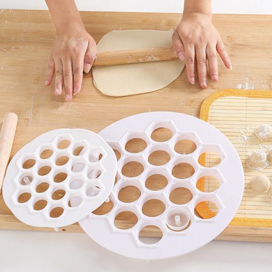 Dumpling Maker Portable Easy to Clean ABS Dough Press Cutter Kitchen Gadget