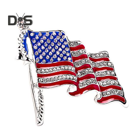 

Патриотическая брошь в виде американского флага из цинкового сплава со стразами и эмалью, развевающийся национальный флаг США, булавка для свитера, рюкзака, шляпы, украшения для мужчин и женщин, одежда, аксессуары серебряный