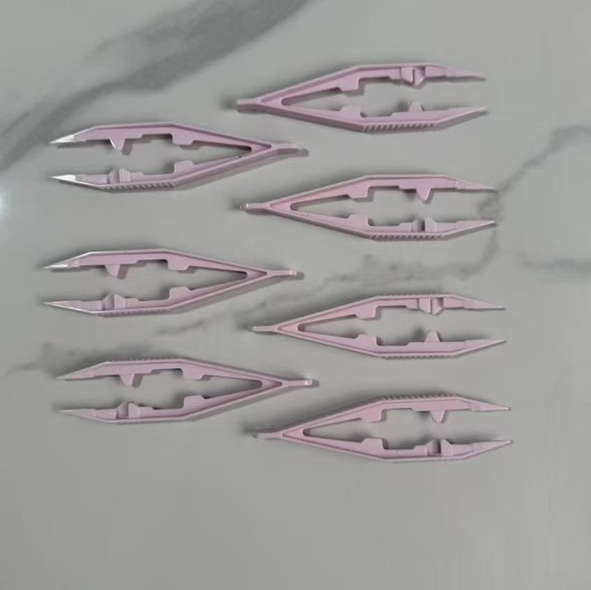 Perler Beads Tweezers for DIY Crafts - Child-Safe Plastic Tool and Clips