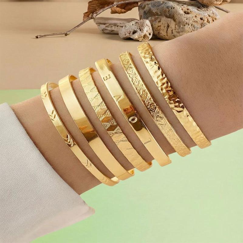 New Style Fashion Open Cuff Bracelet - Stackable Jewelry for European & American Markets