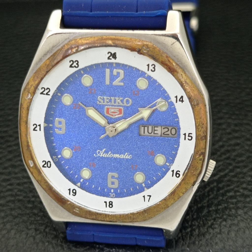 USED VINTAGE SEIKO 5 AUTOMATIC 7009A JAPAN MENS BLUE COLOR DIAL WATCH A433638-2 R118-a433638