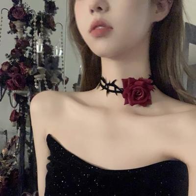 Gothic Court Dark Thorns Rose Collarbone Chain Retro Strap Choker Neck Chain Subculture Sexy Necklace