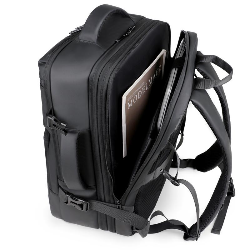 Business casual large-capacity men's backpack