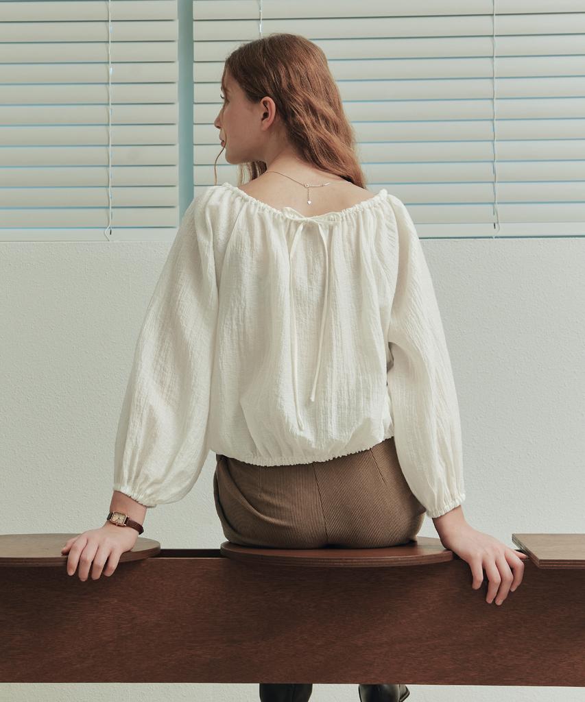 ZEROSTREET Bliss Shirring Blouse / Cream