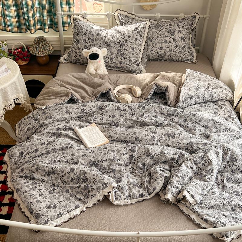 Summer Puff Gauze Quilt 4-Piece Set with Air Conditioning Throw