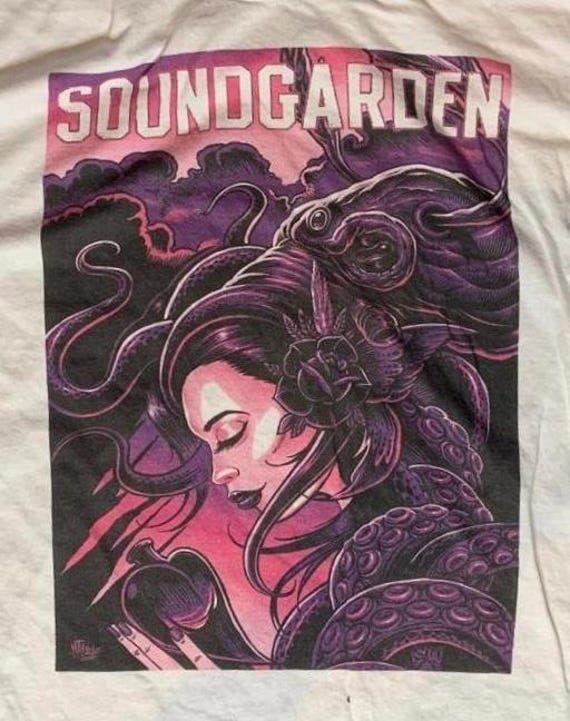 Rare! Soundgarden Band White Shirt Unisex Concert S to 5XL DO453 Unisex T-Shirt L