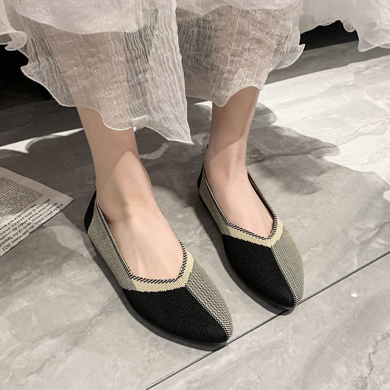 Women's Pointed Toe Flyknit Slip-On Shoes - Low Heel Flat Bottom for Spring/Autumn 2024