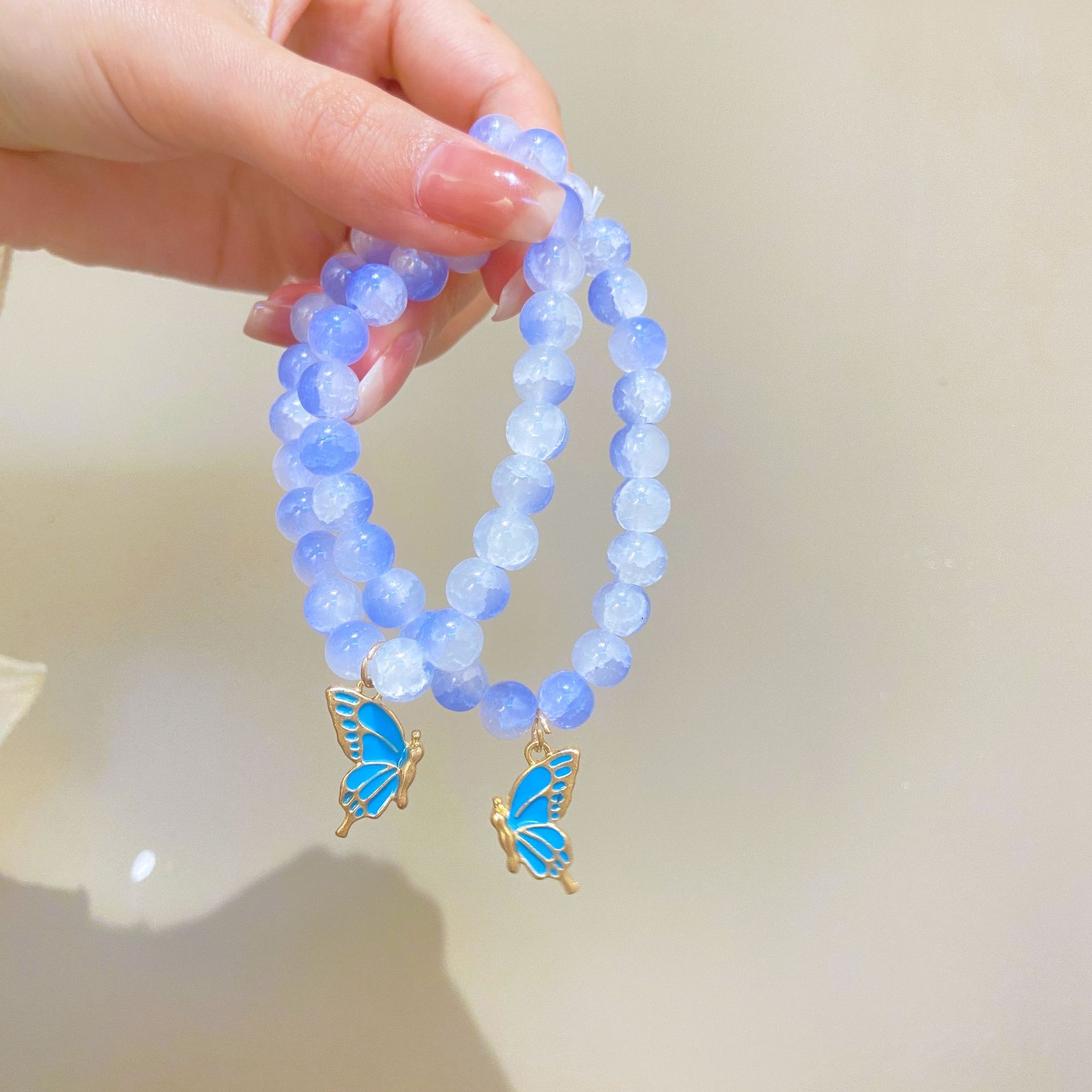 

Ретро универсальный браслет Advanced Sense с капельным маслом и бабочкой, украшенный кристаллами и бисером для женщин 1 pcs