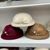Französischer Promi-Stil Hanf-Seiden-Schleife Wollbarett Herbst- und Winter-Malerhut Eleganter Zylinder Mode Stewardessenhut
