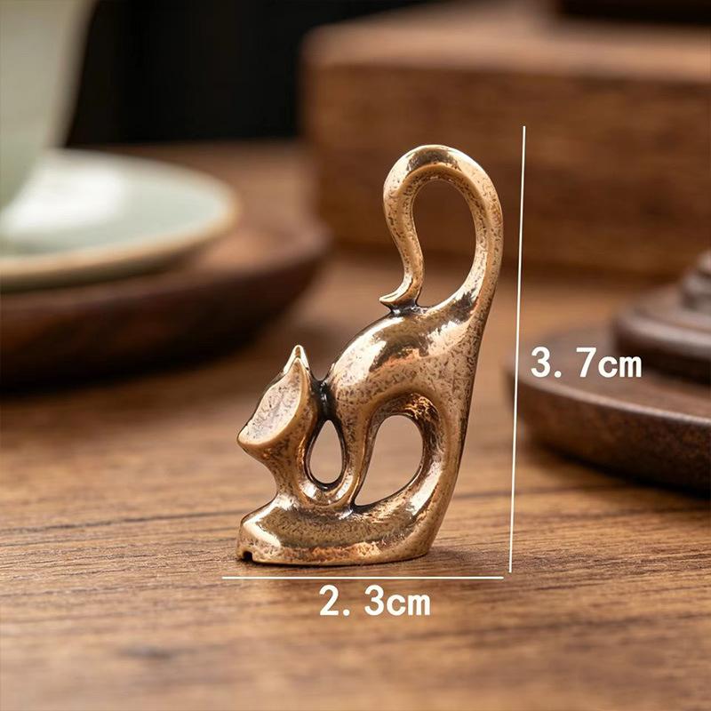 1Pcs Antique Brass Cat Figurine Mini Metal Cat Statue Retro Animal Ornament Home Office Desk Decor Collectible Gift