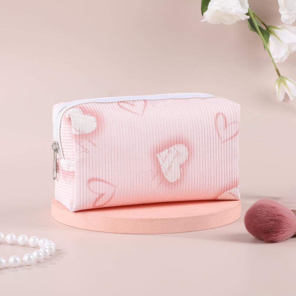 

Pencil Case Love Print Lipstick Case Organizer Kawaii Cosmetic Bag For Students Everyday Use Travel розовый