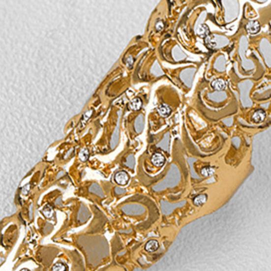 Langer Ring mit ausgehöhltem, exquisitem Dress Up