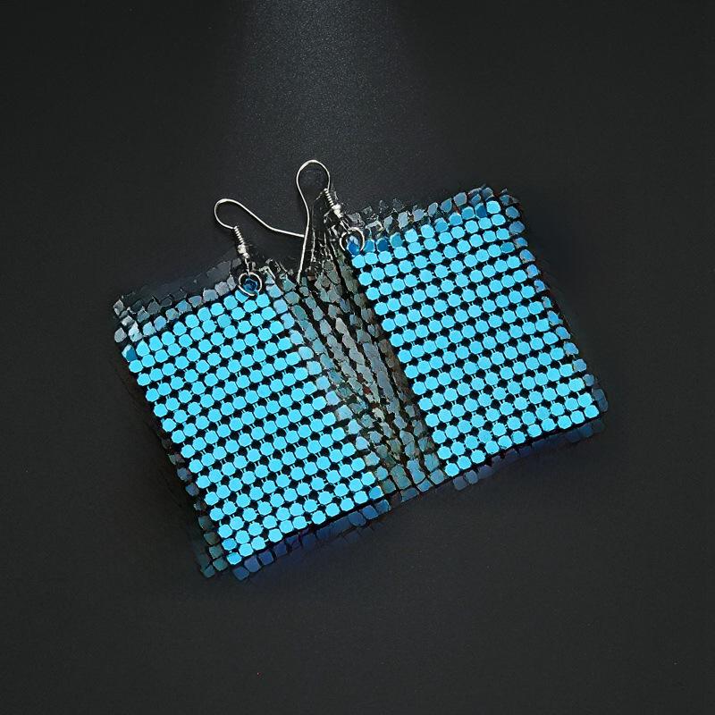 

Крупные серьги с разноцветными пайетками: Универсальные металлические крючки для женщин