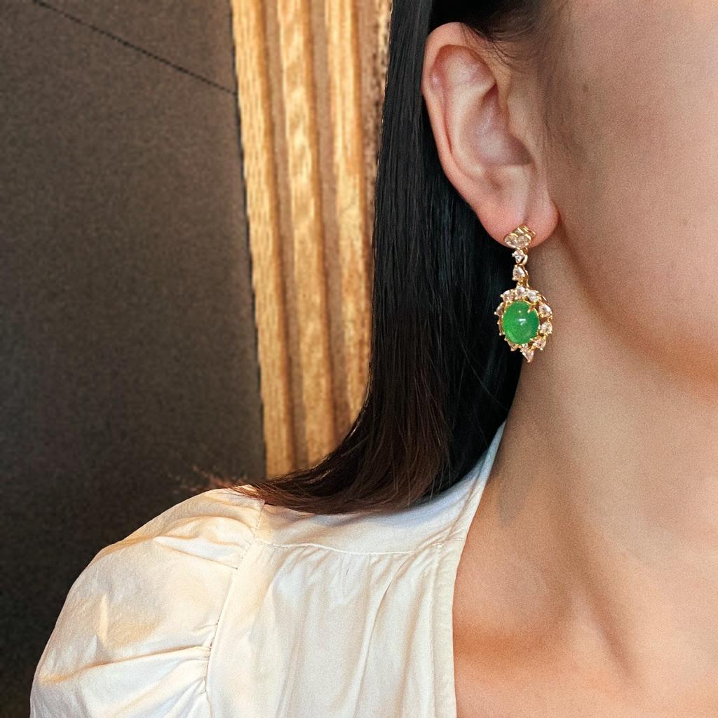 Full Green, Yang Green, Natural Agate Green Chalcedony Earrings, Women'S Opening Is Slightly Inlaid, And The Real Shot Is Fidelity.
