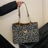 New Fashion Tote Bags Shopping and Travel Canvas Bags New Women Popular Handbags Large Capacity Leopard Shoulder Bags