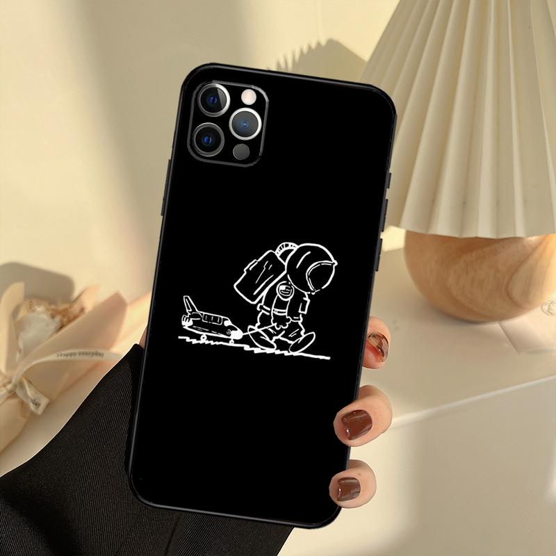 Cartoon Space Astronaut Phone Case For iPhone 15 14 13 12 11 16 17 Pro Max 13 Mini 15 16 Plus 16e 17 Air Cover Funda